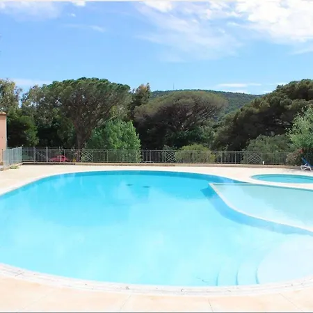 Sainte-maxime: 3p Climatise Avec Piscine, Parking Prive Et Jardin Calme - Fr-1-226-471 Apartamento Sainte-Maxime