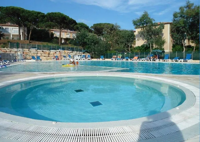 Apartamento Sainte-maxime: 3p Climatise Avec Piscine, Parking Prive Et Jardin Calme - Fr-1-226-471
