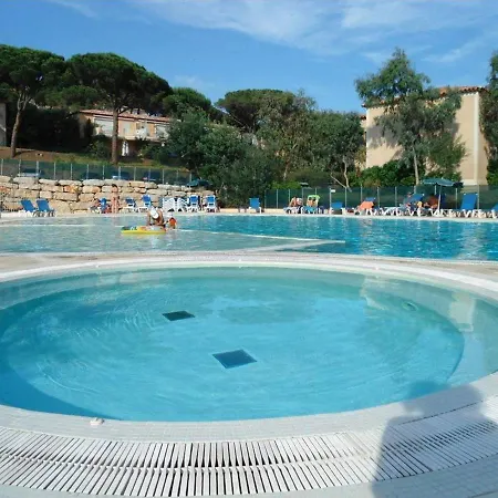 Daire Sainte-maxime: 3p Climatise Avec Piscine, Parking Prive Et Jardin Calme - Fr-1-226-471